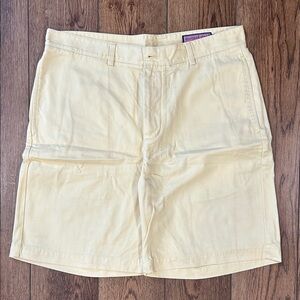 Vineyard Vines Men's Light Yellow Flat Front Shorts